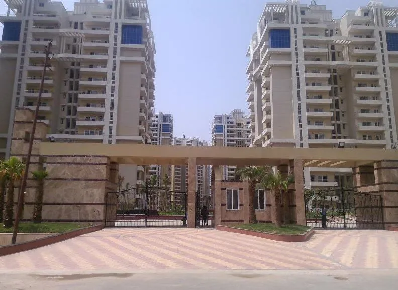 Purvanchal Royal Park image 3