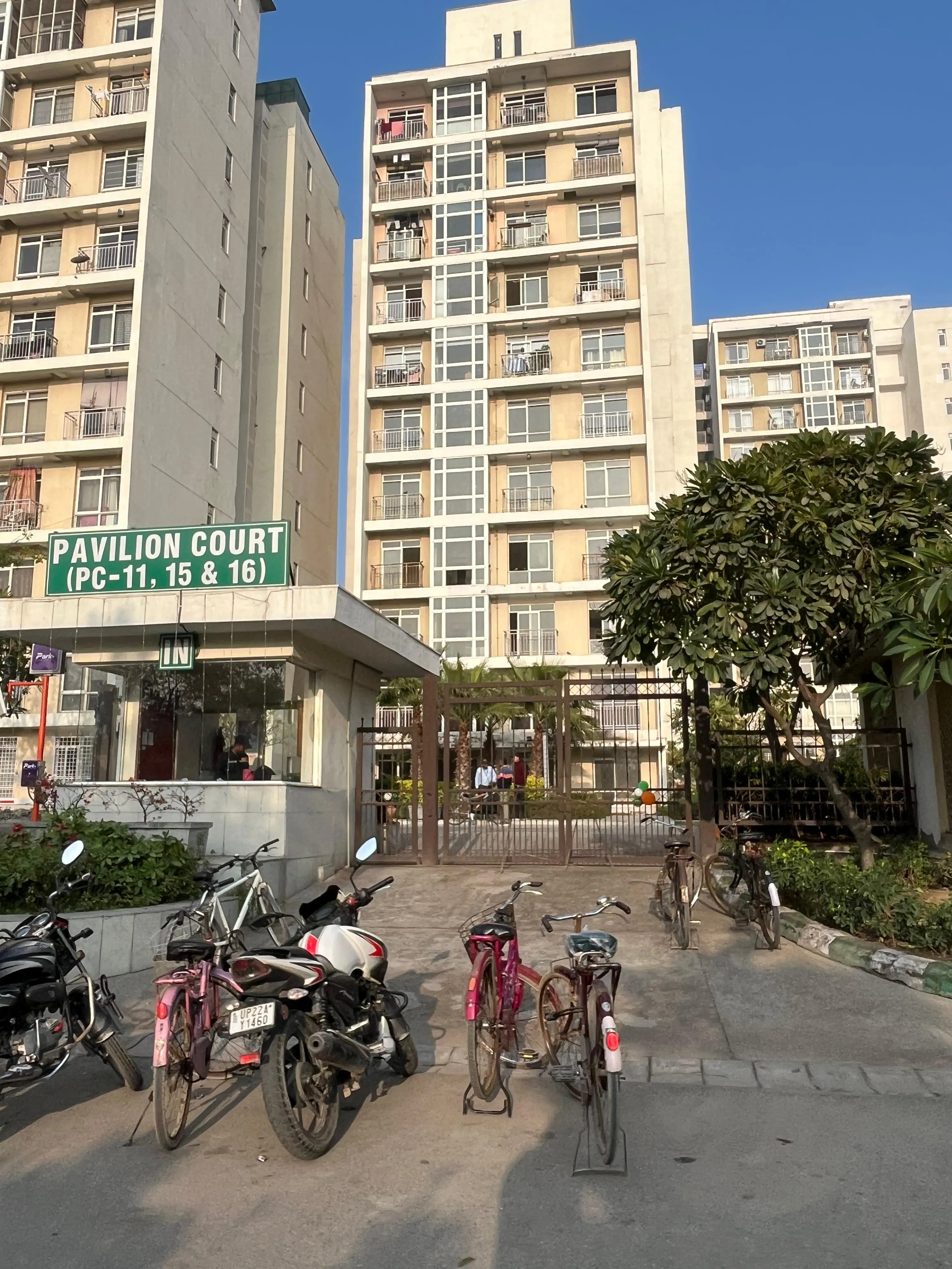 2 BHK Flat / Apartment for sale in Sector 128, Noida