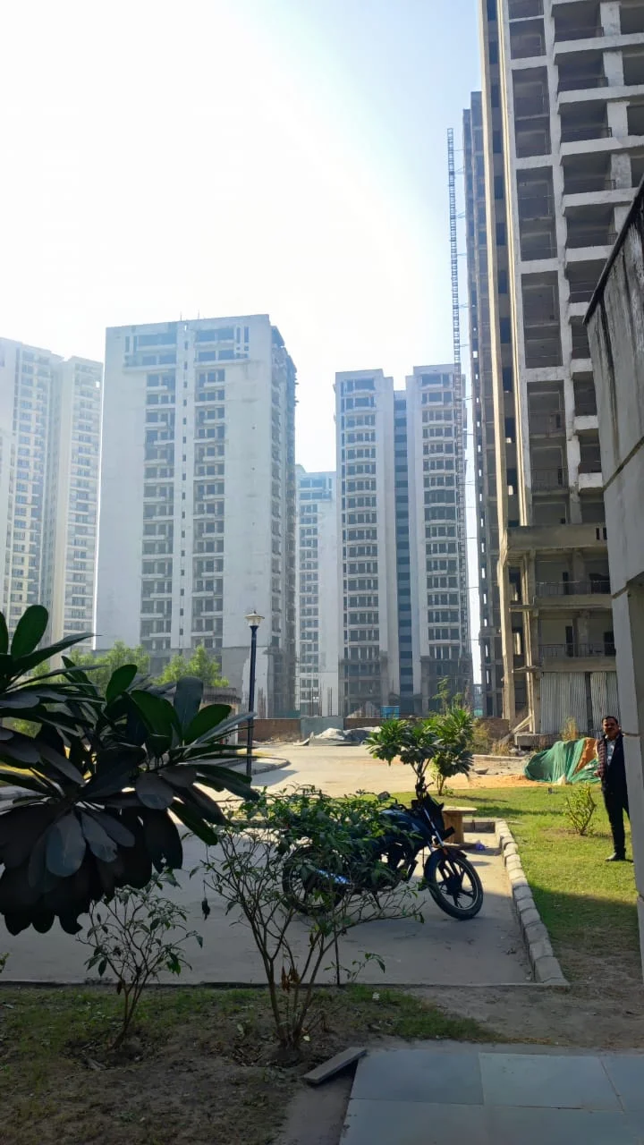 4bhk sector 131 noida