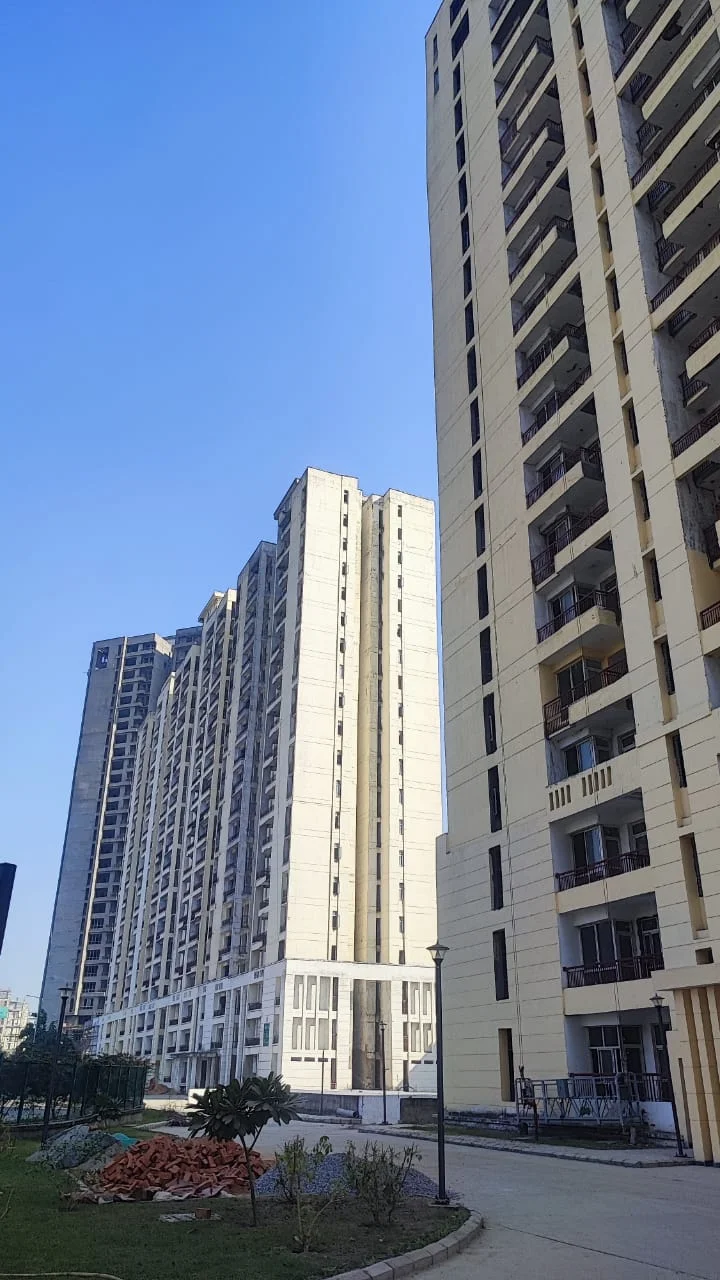 2 BHK Flat / Apartment for sale in Kensington Boulevard, Sector 131, Noida