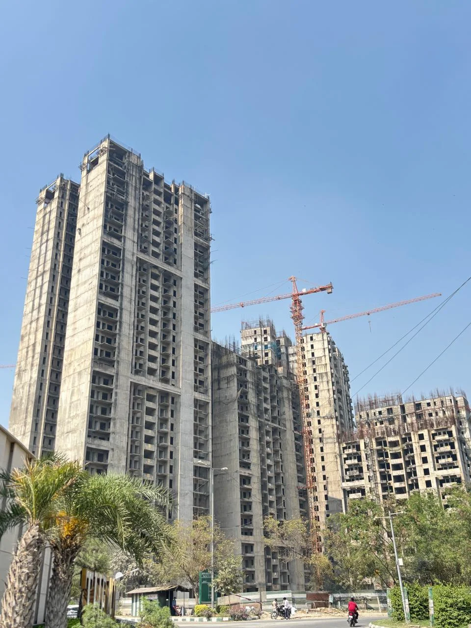4 BHK Flat / Apartment for sale in Sector 131, Noida