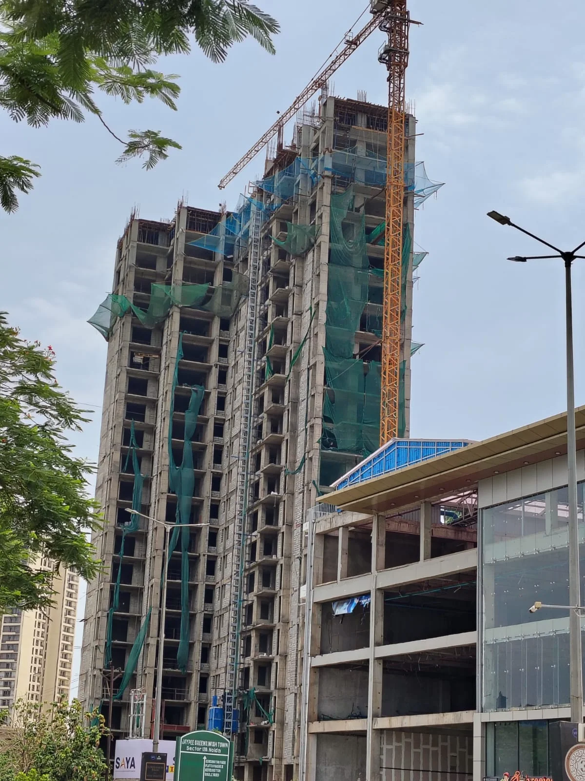 4 BHK Flat / Apartment for sale in The Orchards, Sector 131, Jaypee Wishtown, Noida