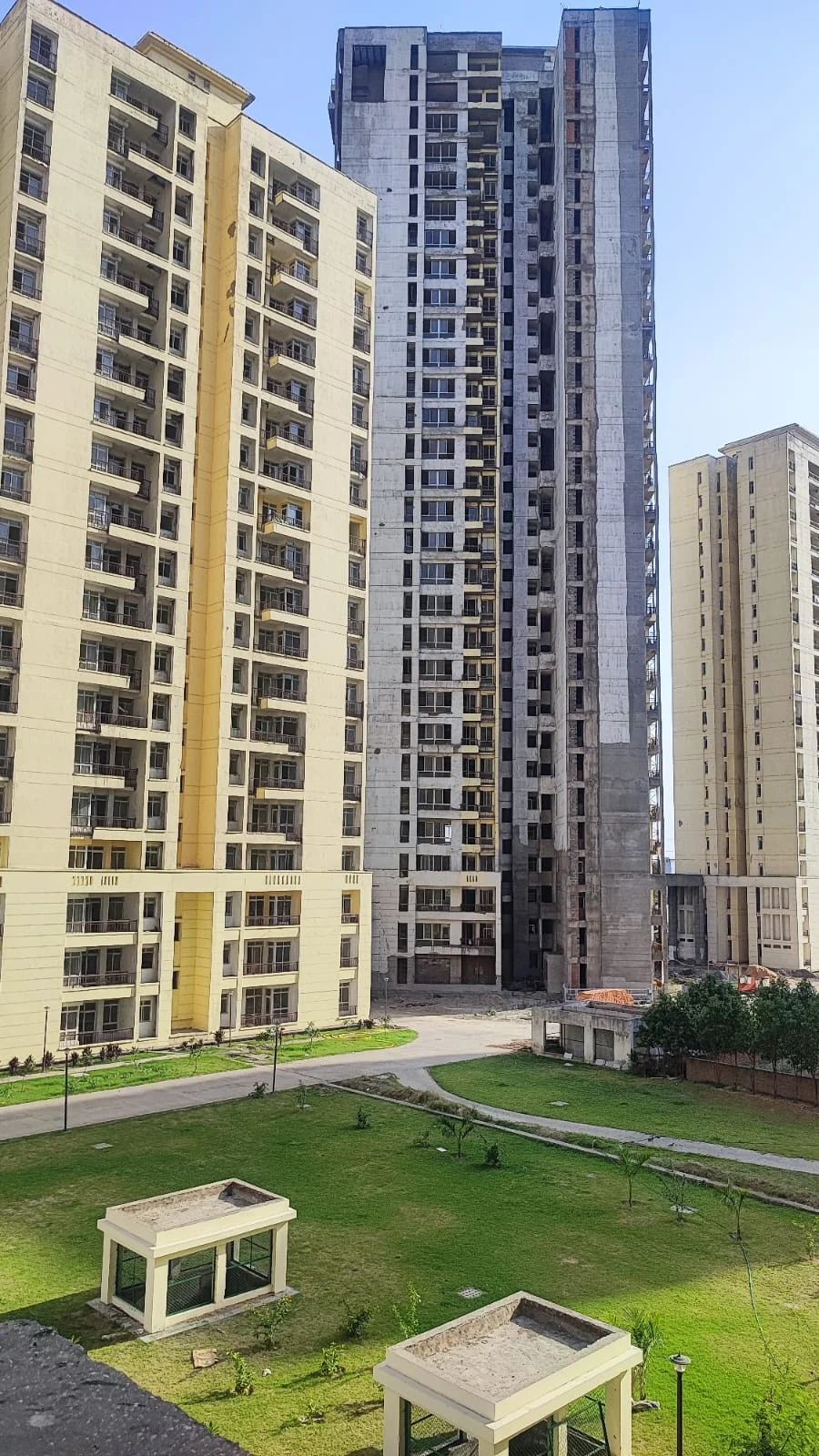 3 BHK Flat / Apartment for sale in Kensington Boulevard, Sector 131, Noida