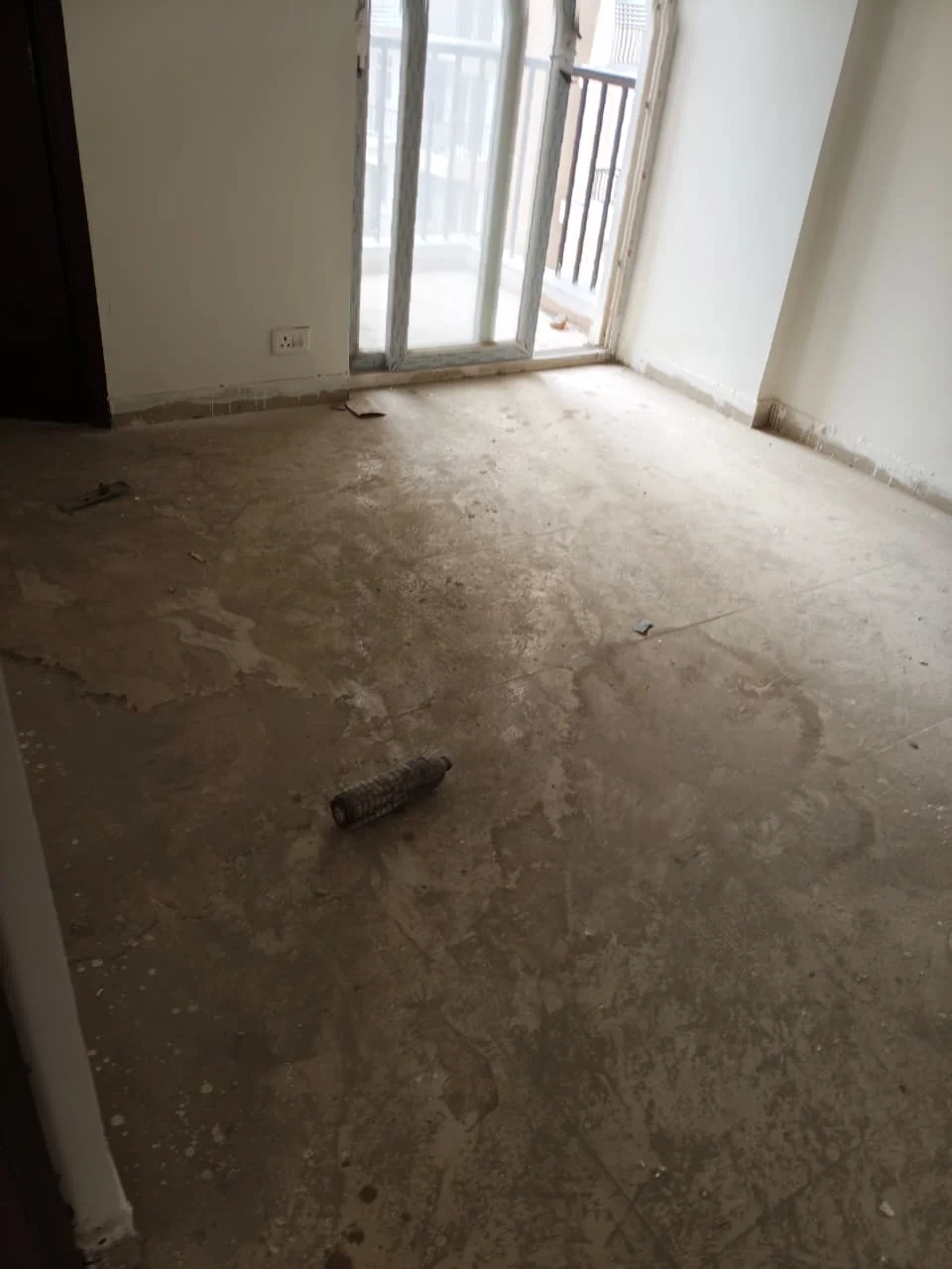 3 BHK Flat / Apartment for sale in Amrapali Heartbeat City, Sector 107, Noida