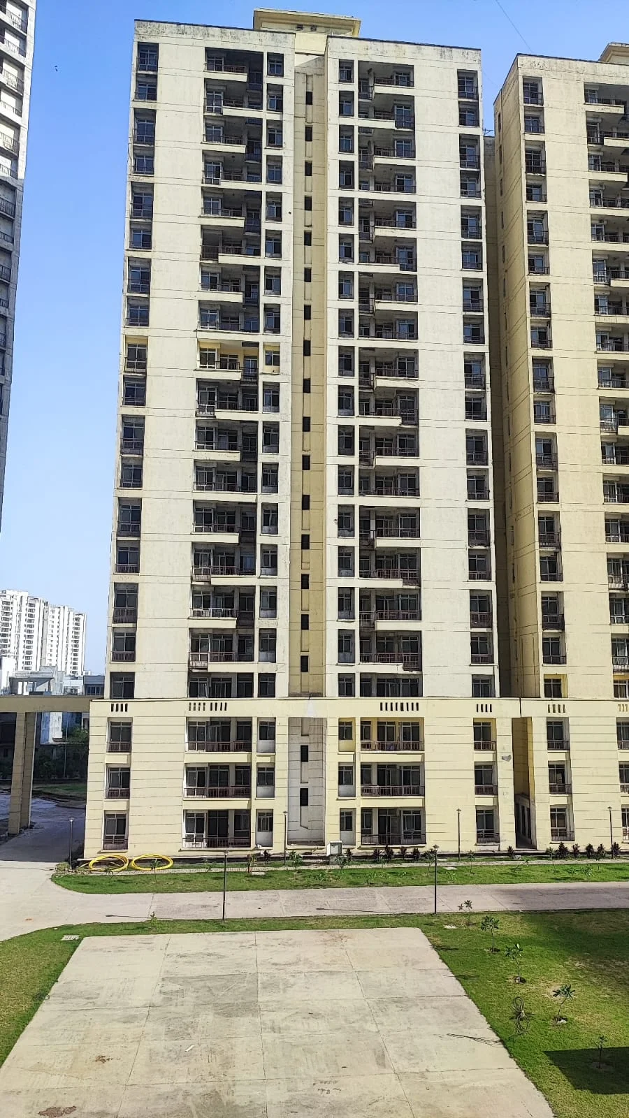 3 BHK Flat / Apartment for sale in Kensington Boulevard, Sector 131, Noida