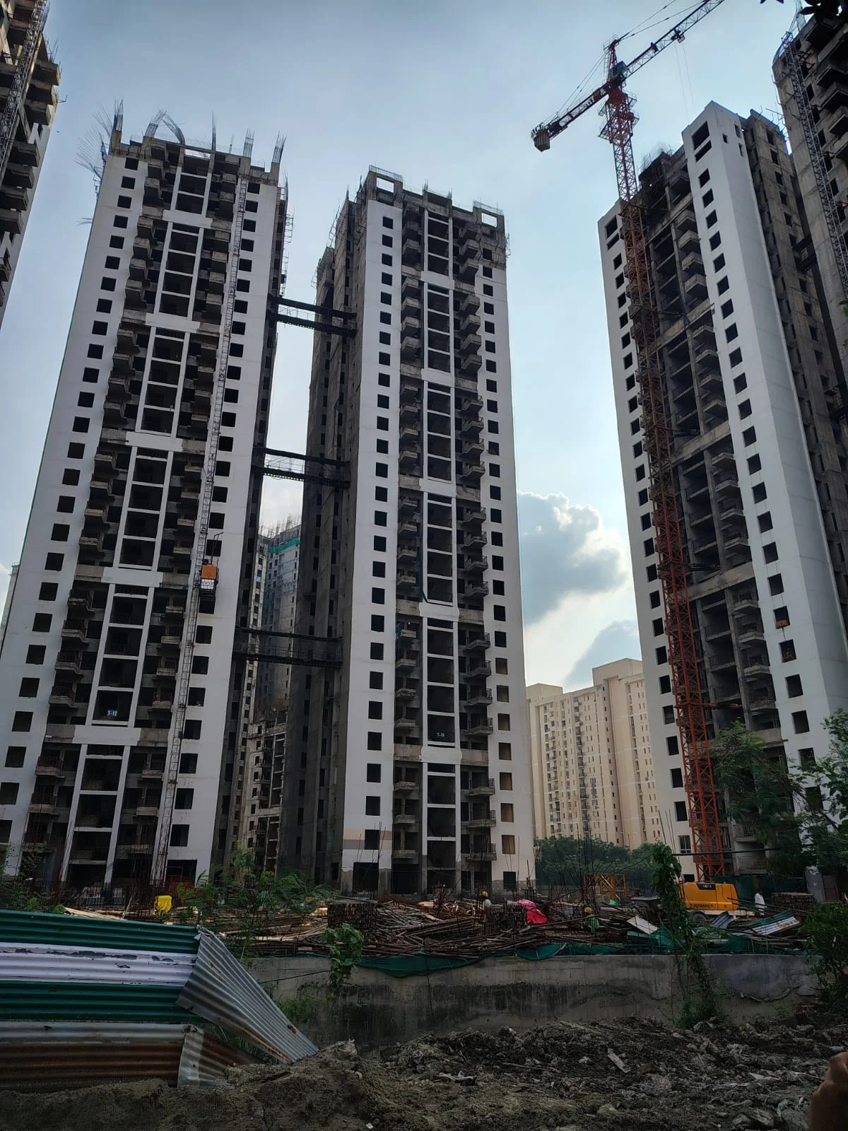 2 BHK Flat / Apartment for sale in Krescent, Sector 129, Noida