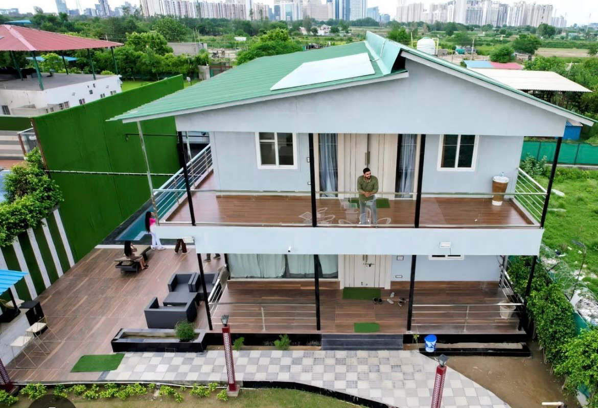 Farmhouse for sale in Sector 135, Noida