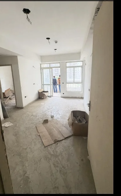 2 Bed Room Apartment for sale size (1036) Jaypee Kensington Boulevard sector 131 Noida