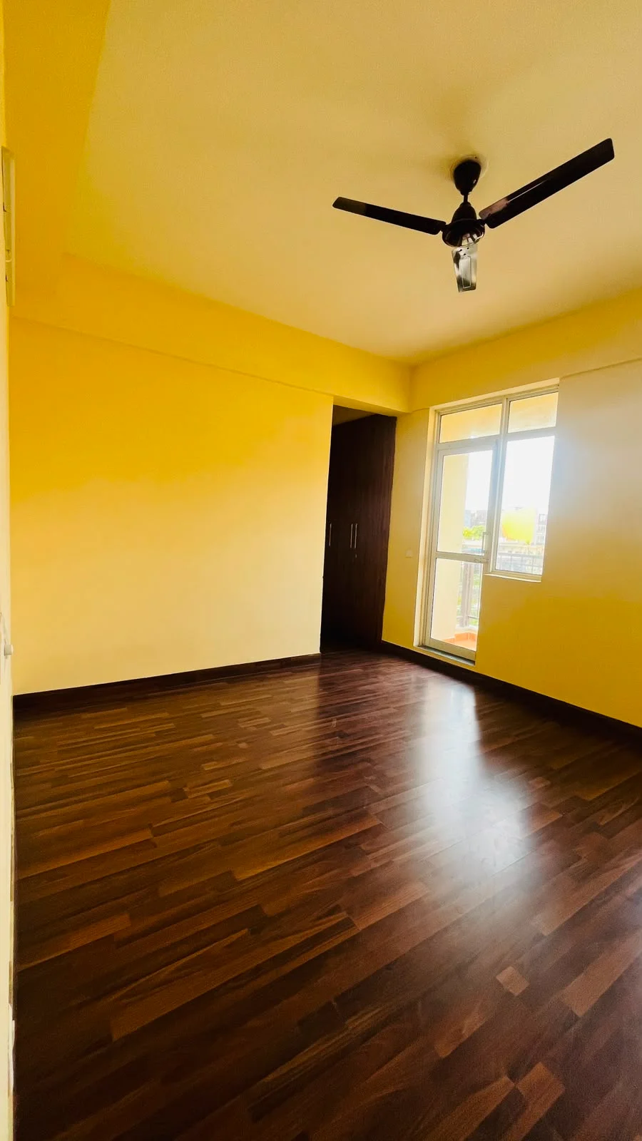 3 BHK Apartment for sale in K.B.A, Sector 131 (1650 sqft)
