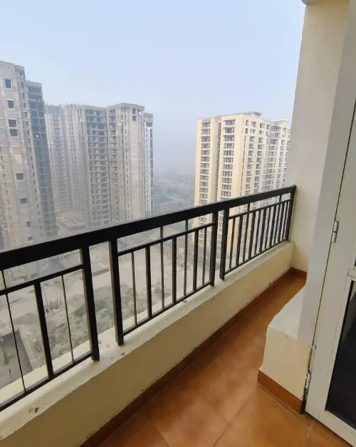 3 BHK Flat / Apartment for sale in Kensington Boulevard, Sector 131, Noida